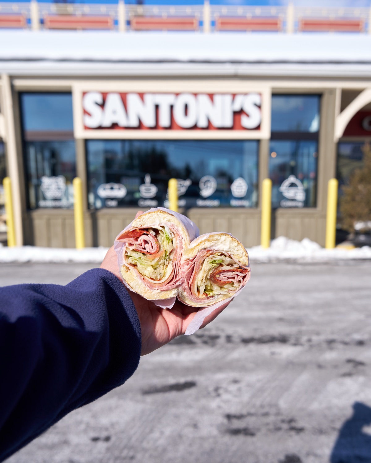 Santoni's, serving Maranto bread